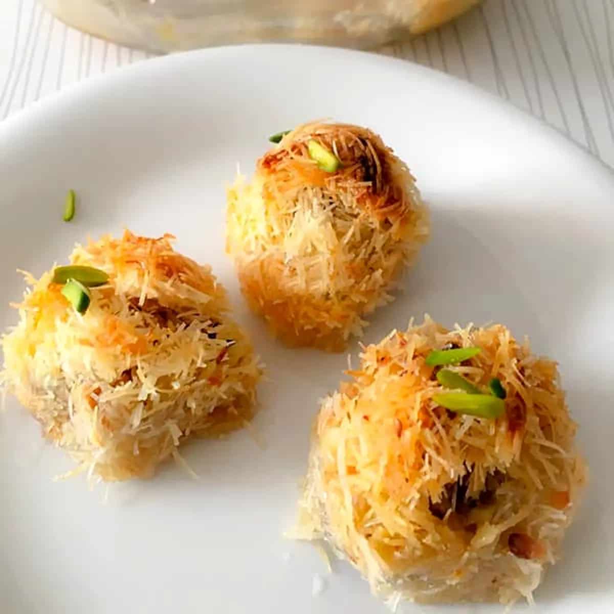 تصویر 4 از باقلوا ترکی با عطر هل زعفران و شیرینی متعادل